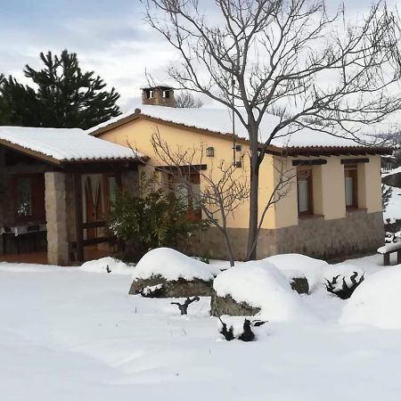 Ávila Casa Rural Amarilla מראה חיצוני תמונה